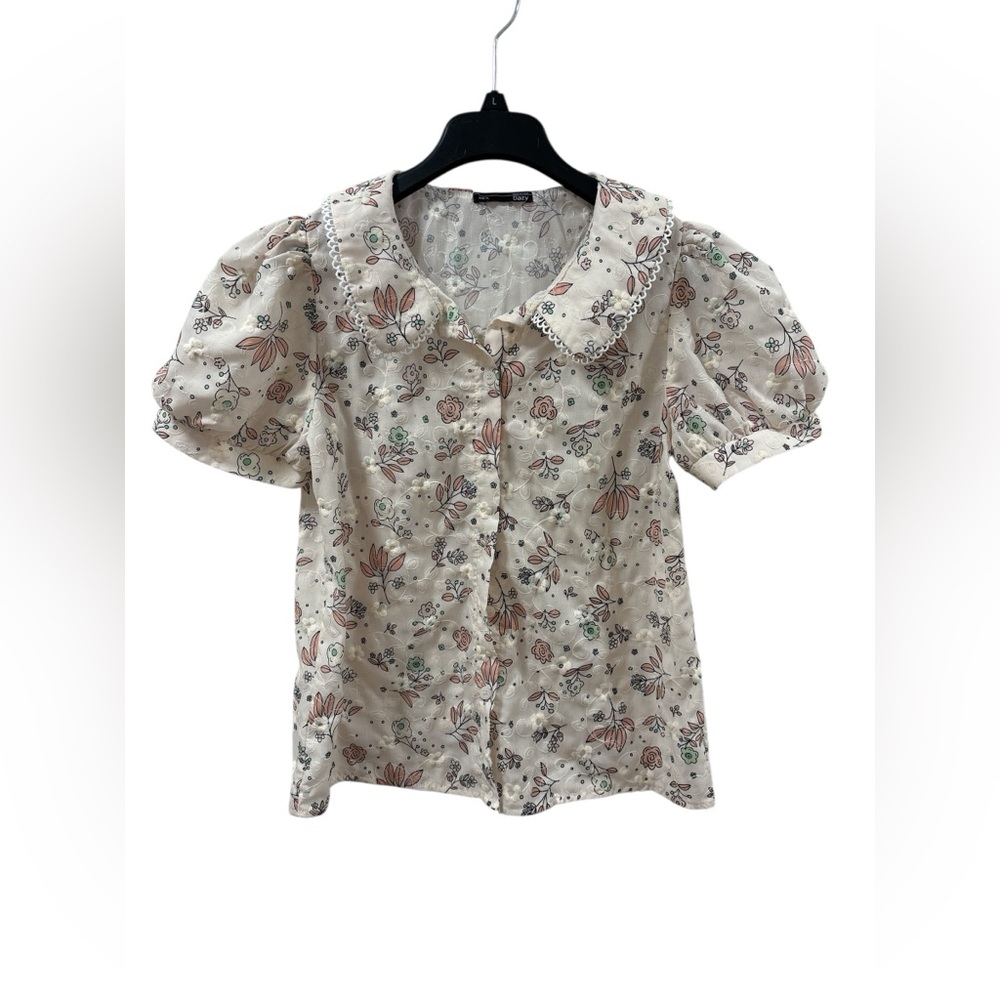 Chic Floral Beige Blouse